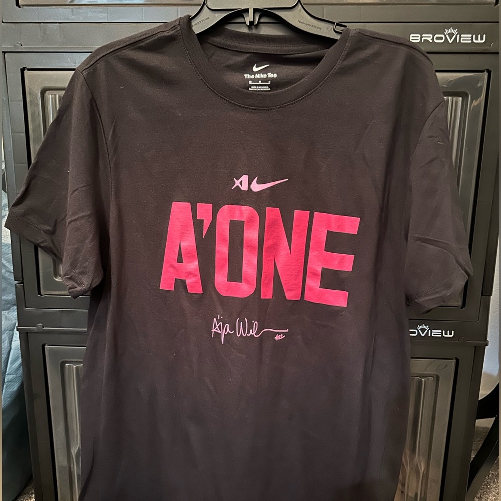 Nike Black Tee with Pink A'ONE Graphic A’ja Wilson Unisex M NWOT
